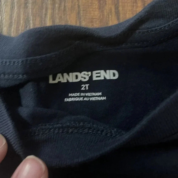 Lands Ends Basic Navy Tee - Picture 3 of 4